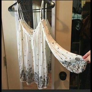 Shoulder off  top 😍